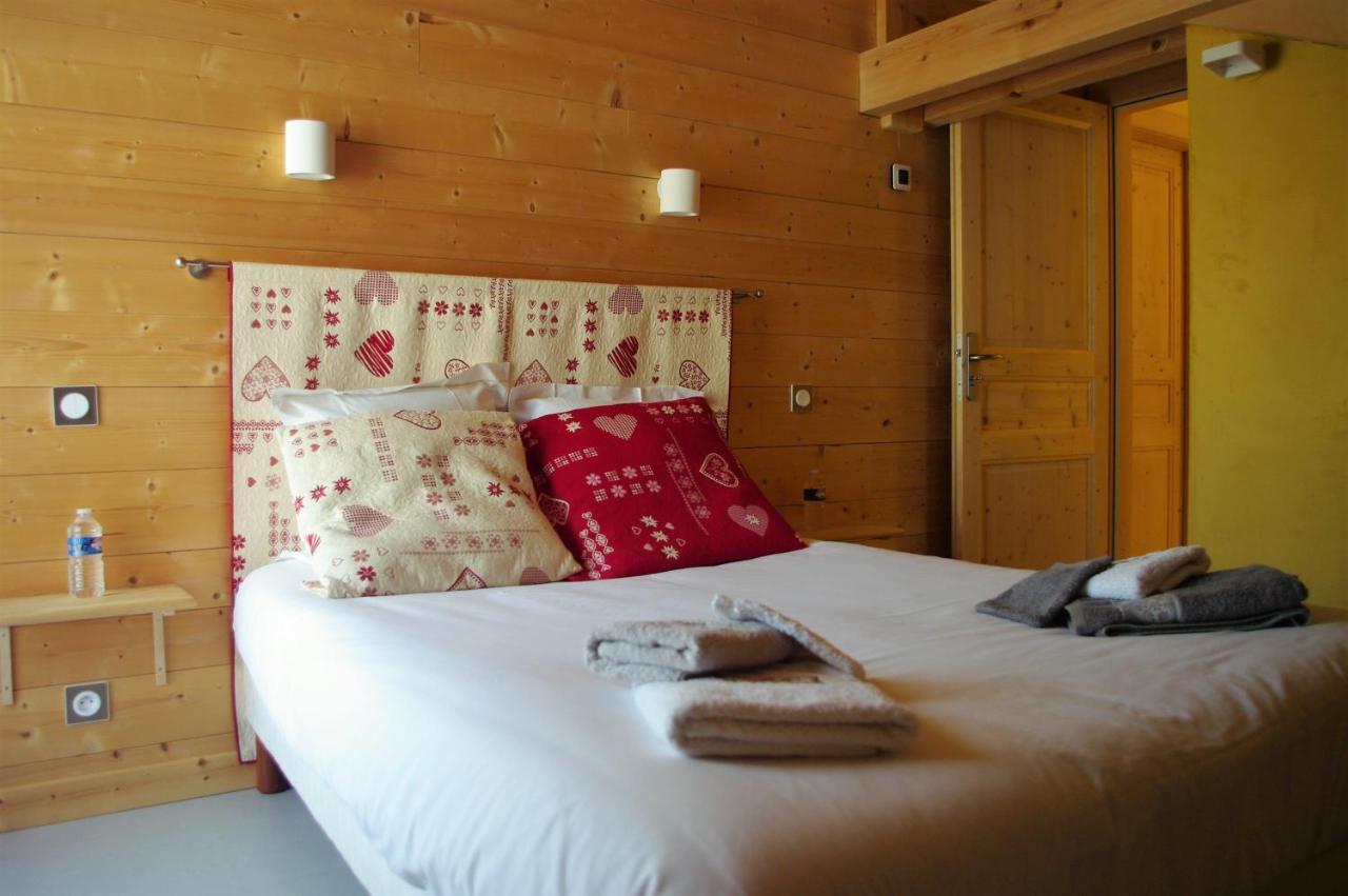 Chalet Aux 3 Biches Mieussy Exteriör bild