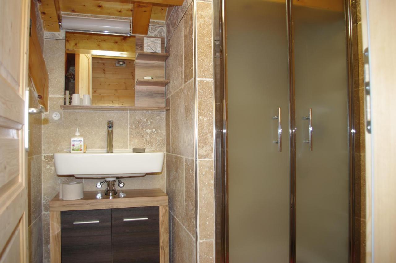 Chalet Aux 3 Biches Mieussy Exteriör bild